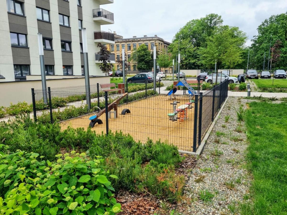 Apple - Gdanska Prywatne Miejsce Parkingowe Apartment Lodz (Lodz)